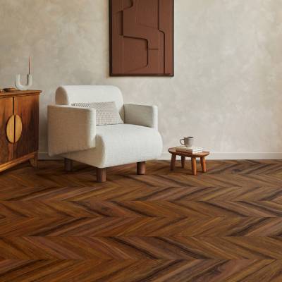 Кварц-виниловые полы Aberhof Chevron Walnut Azincourt 8112 - фото 2